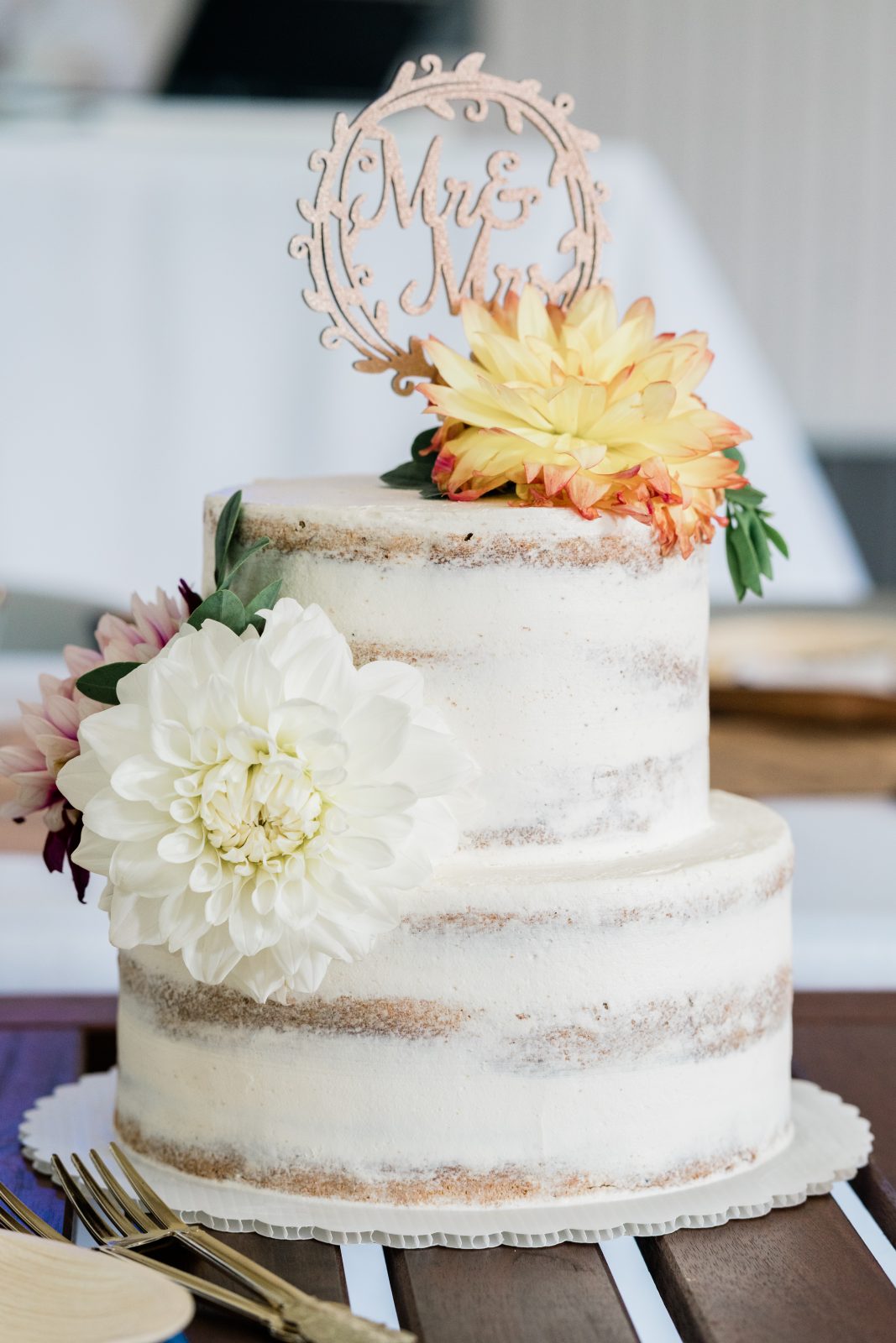 Wedding Cake with dahlias