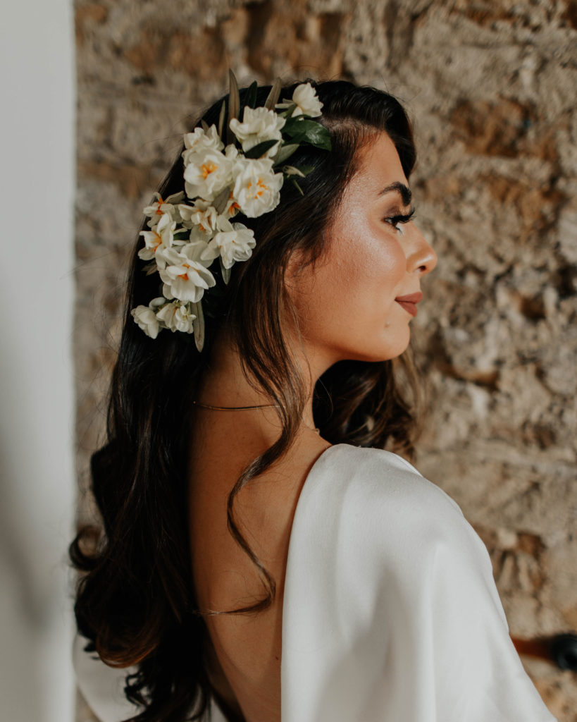 modern wedding hairpiece floral