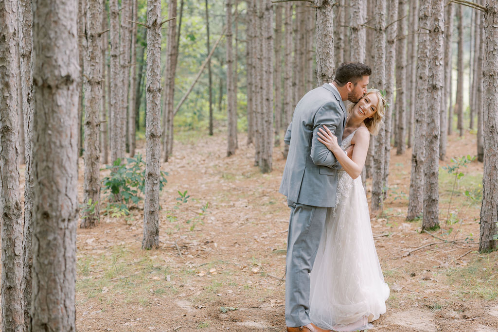 wedding first look in pine tree grove
