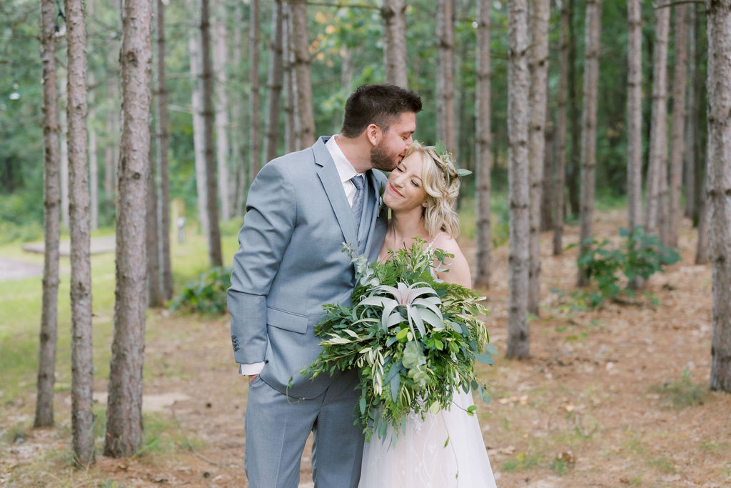 wedding first look in pine tree grove